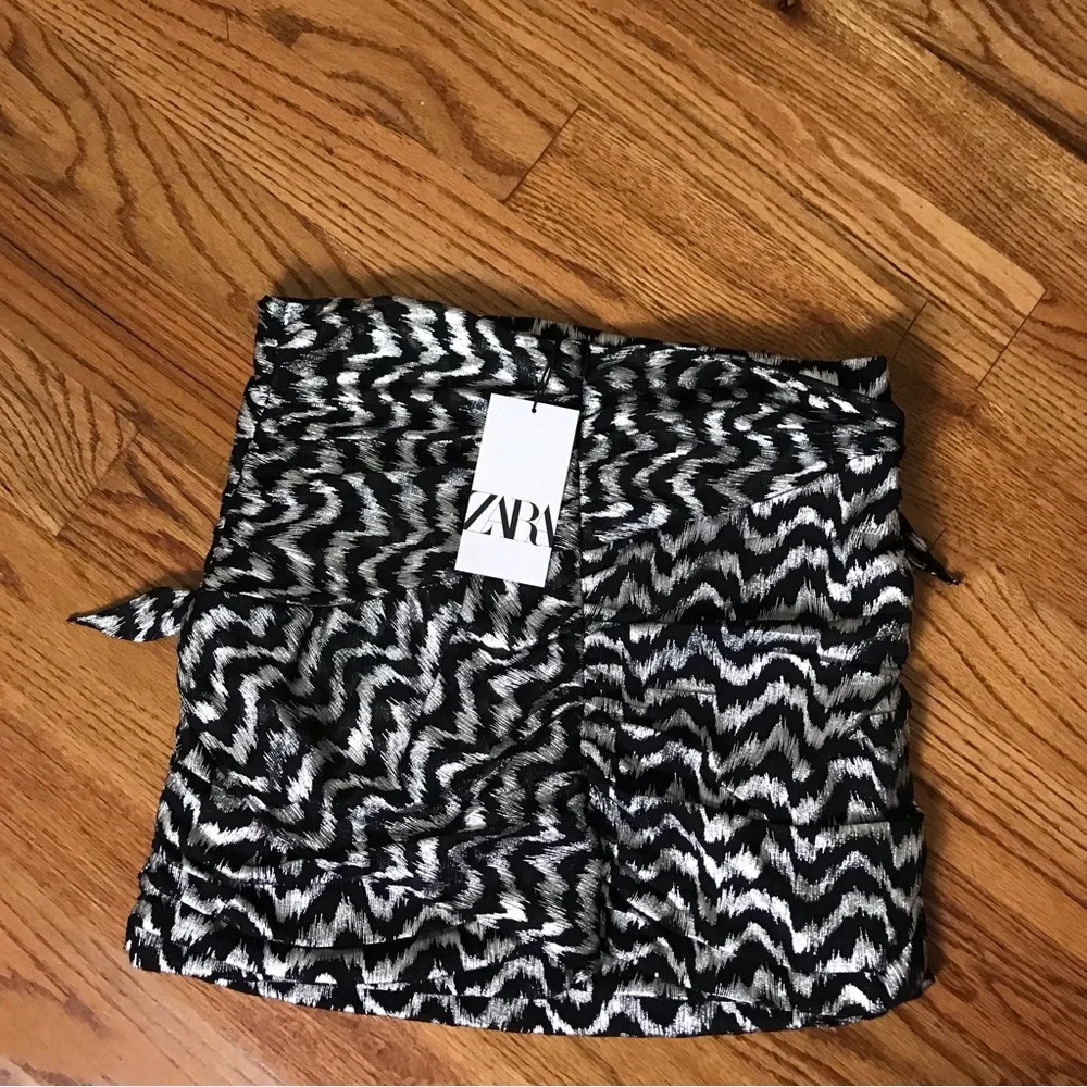 Zara Black/Silver Top/Skirt Set NWT - Picture 3 of 9